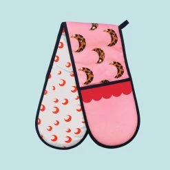 Eleanor Bowmer : Leopard Moons Oven Glove